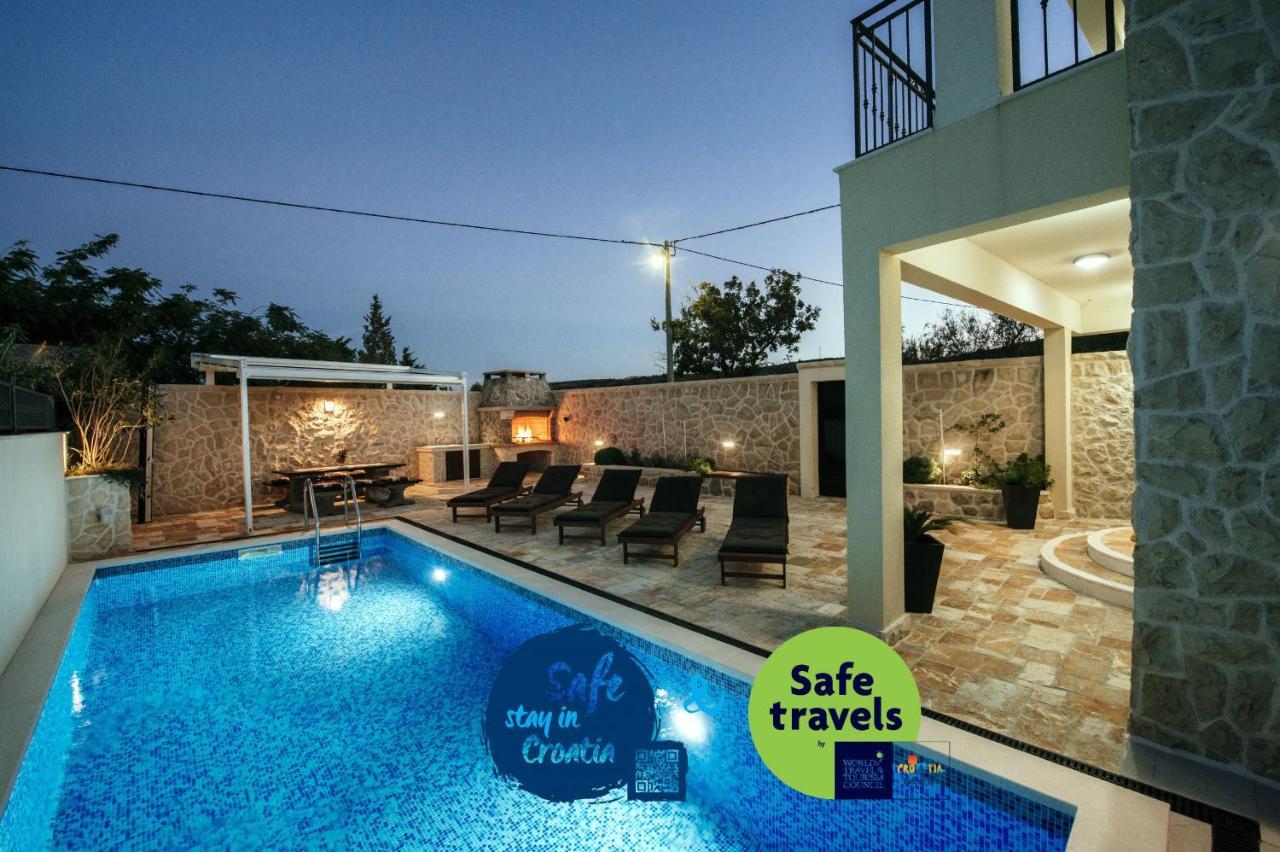 Villa Castello Coza Zadarvillas Винерац Екстериор снимка