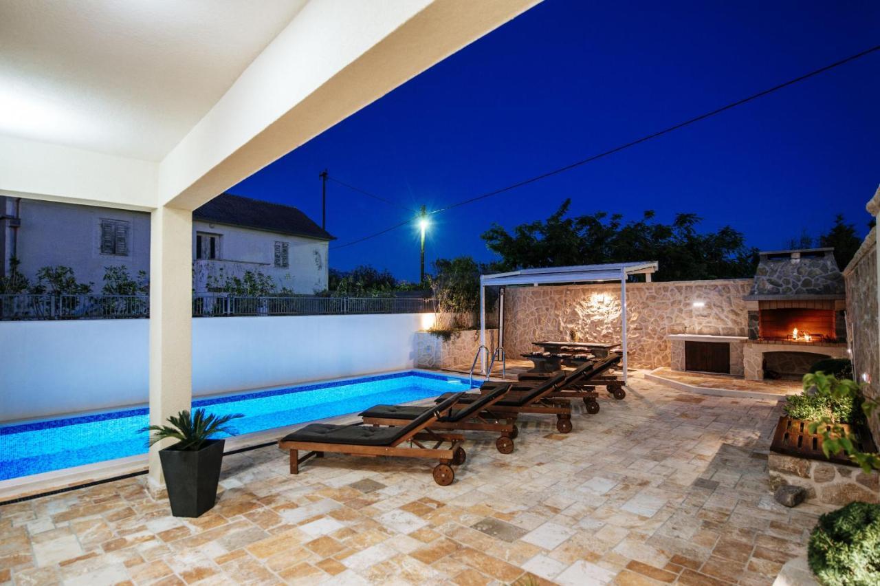 Villa Castello Coza Zadarvillas Винерац Екстериор снимка