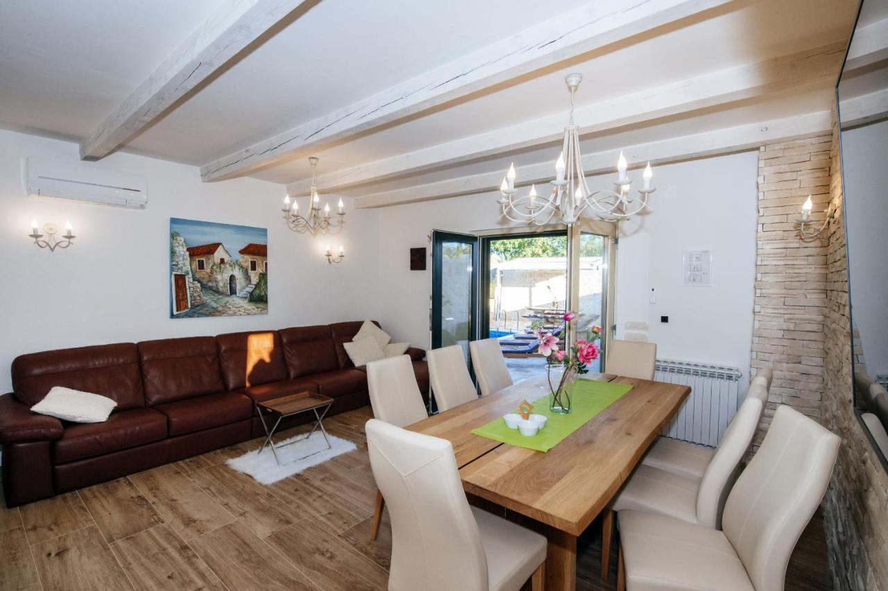 Villa Castello Coza Zadarvillas Винерац Екстериор снимка