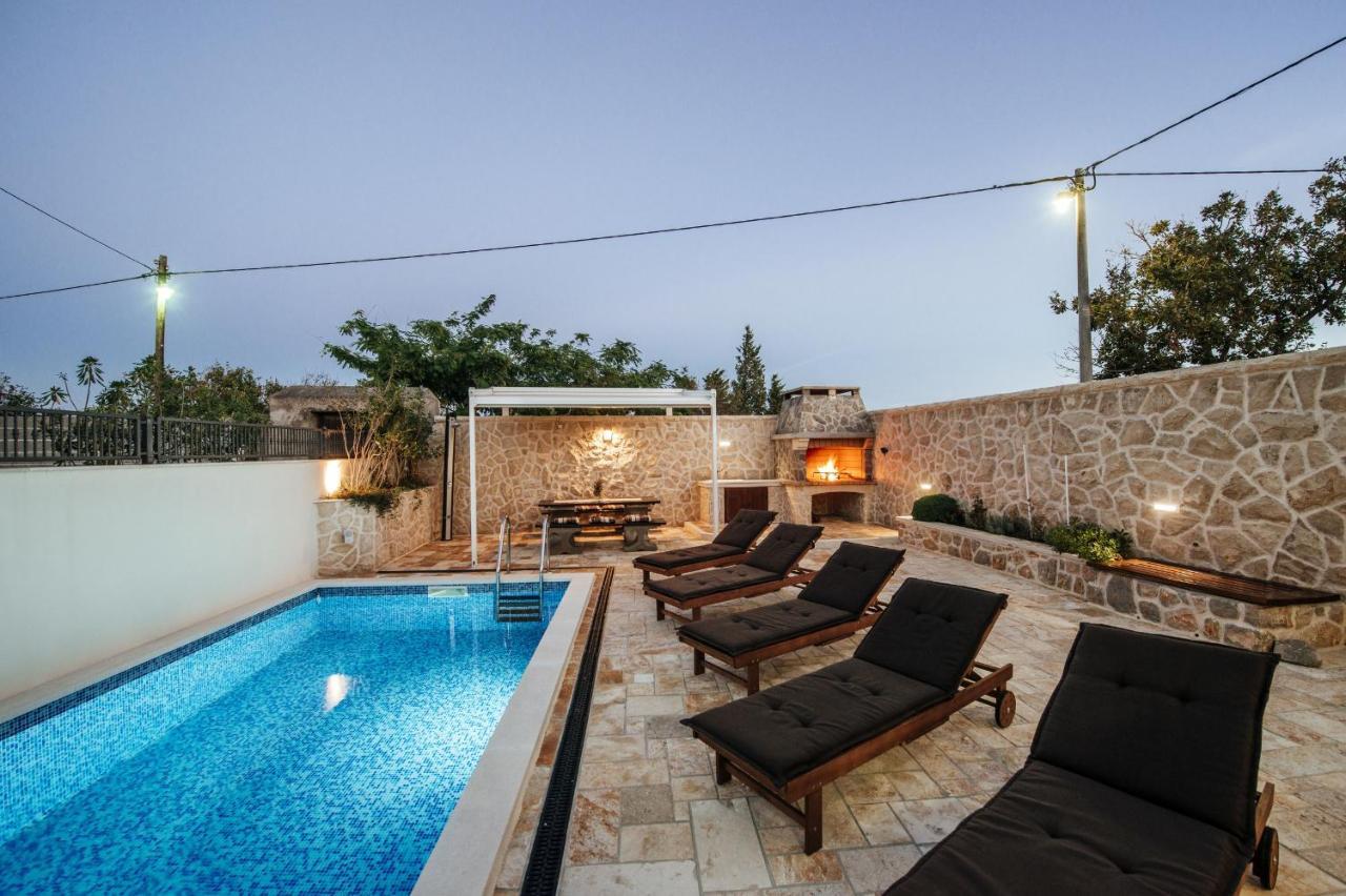 Villa Castello Coza Zadarvillas Винерац Екстериор снимка