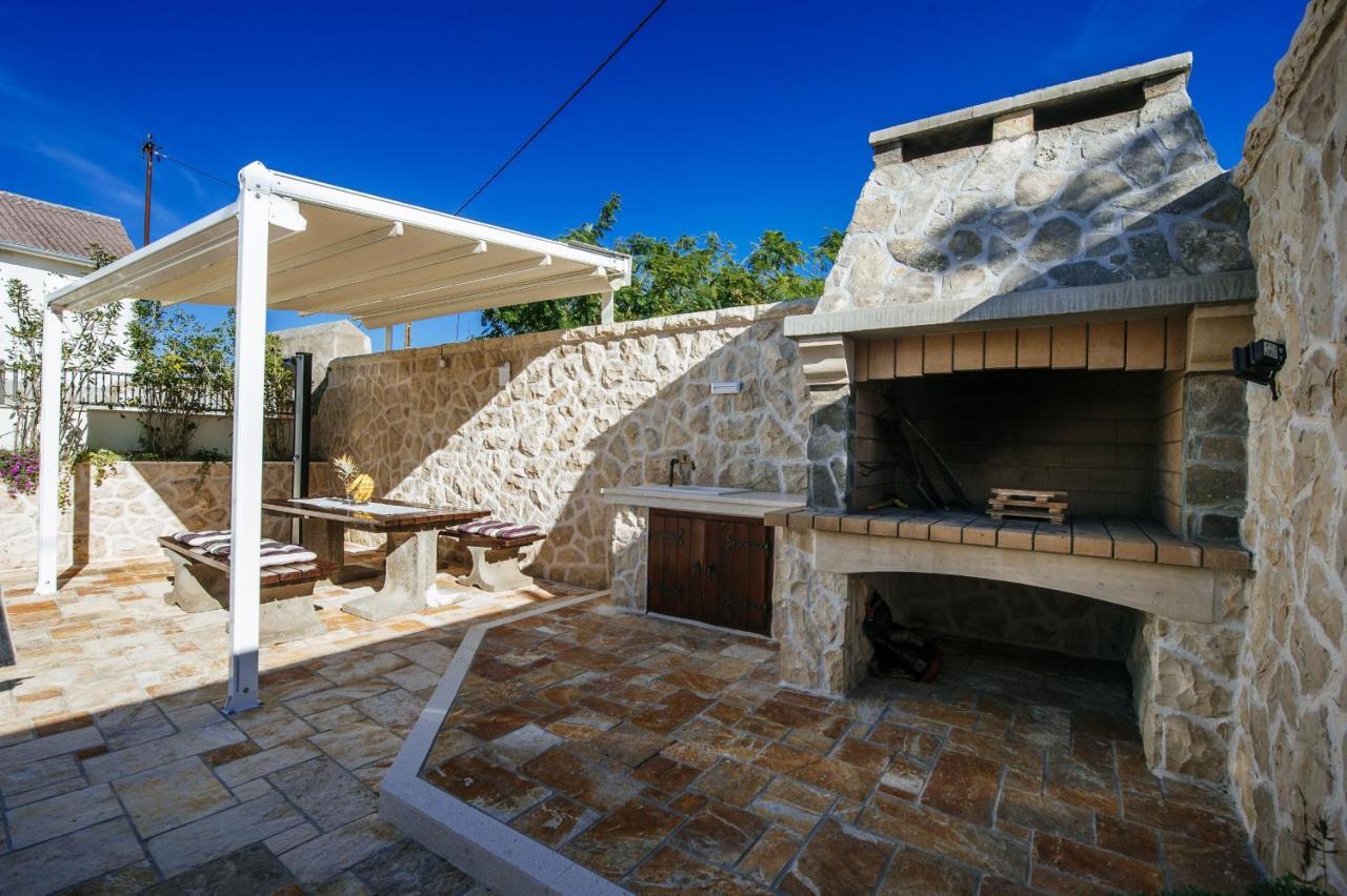 Villa Castello Coza Zadarvillas Винерац Екстериор снимка