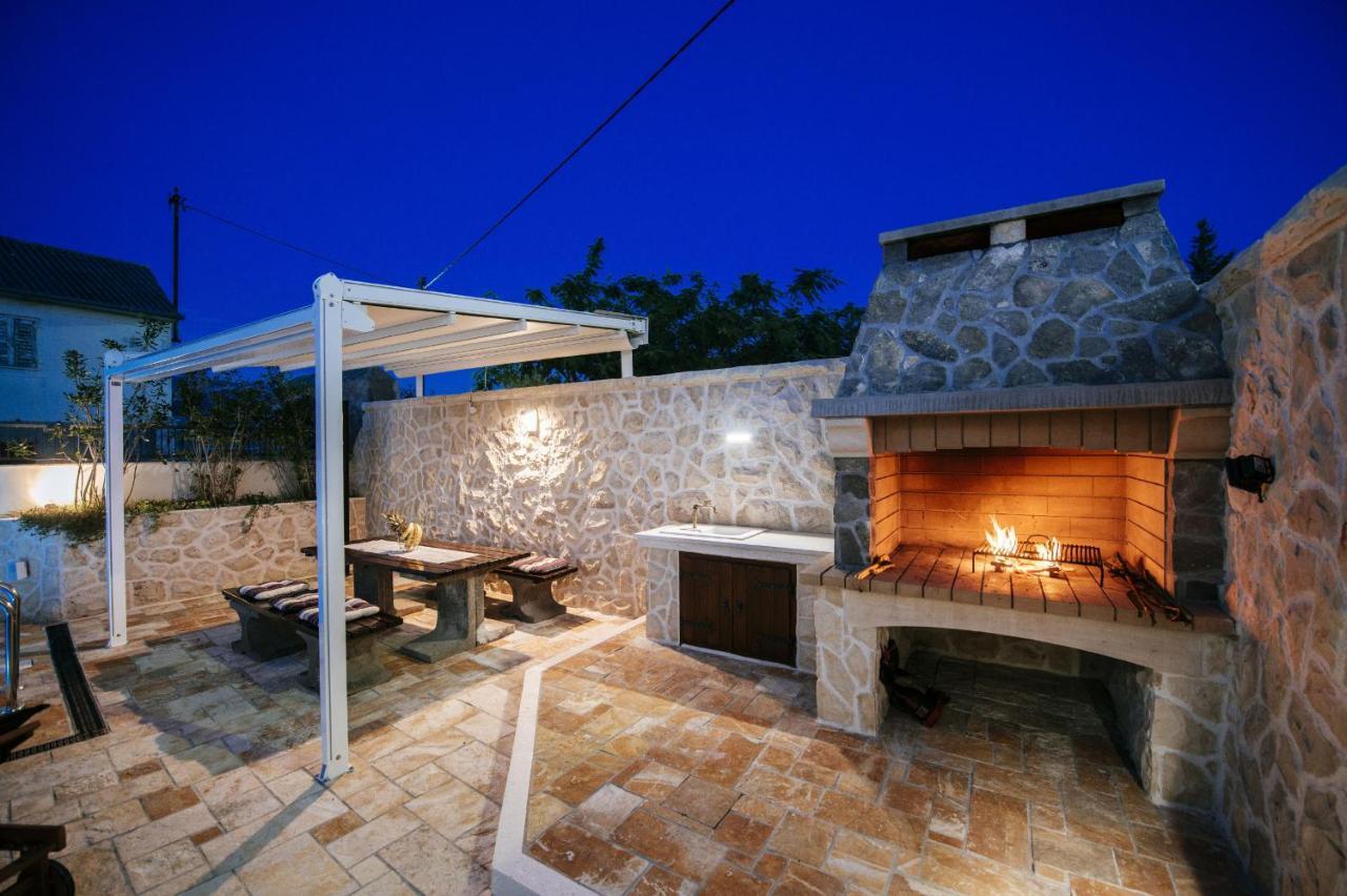 Villa Castello Coza Zadarvillas Винерац Екстериор снимка